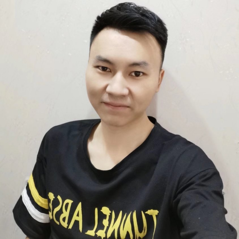 大男孩的第一张照片--石家庄相亲服务中心