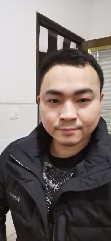 老实人的第一张照片--石家庄相亲服务中心