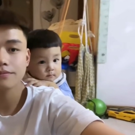 嘻嘻嘻的第一张照片--石家庄相亲服务中心