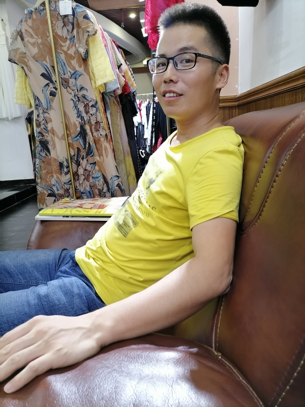 汪顺鹏的第二张照片--石家庄相亲服务中心