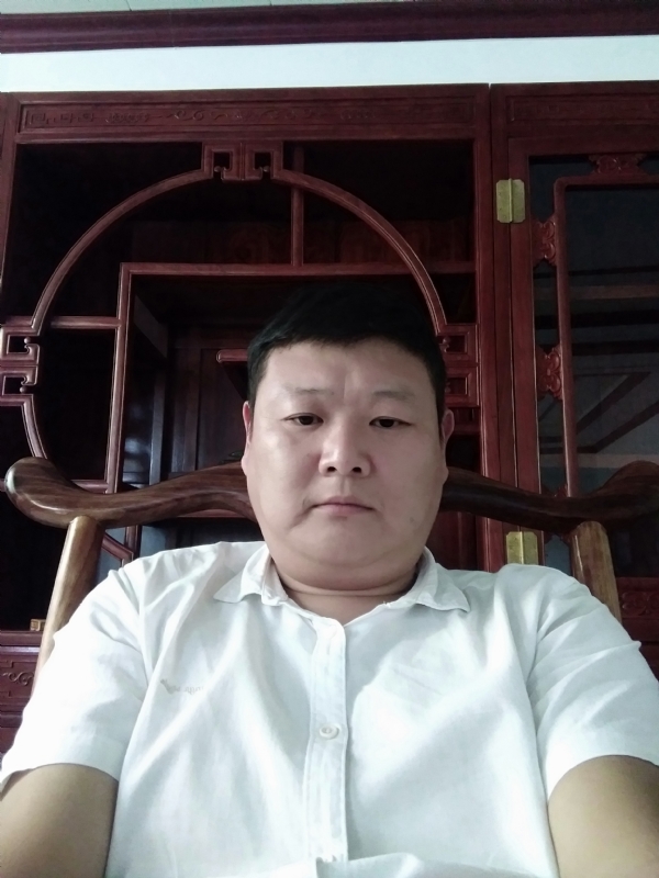 狼图腾的第一张照片--石家庄相亲服务中心