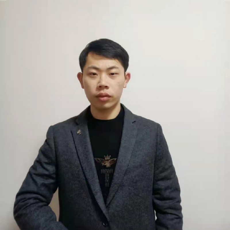 熊先生的第一张照片--石家庄相亲服务中心