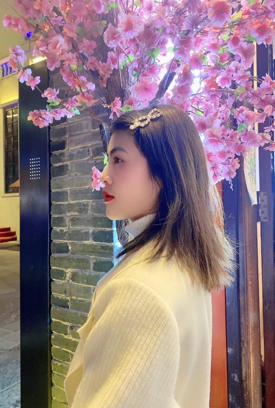 大眼妹的第一张照片--石家庄相亲服务中心