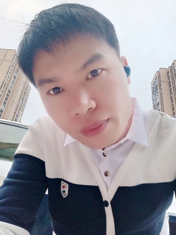 雨霁月清风的第一张照片--石家庄相亲服务中心