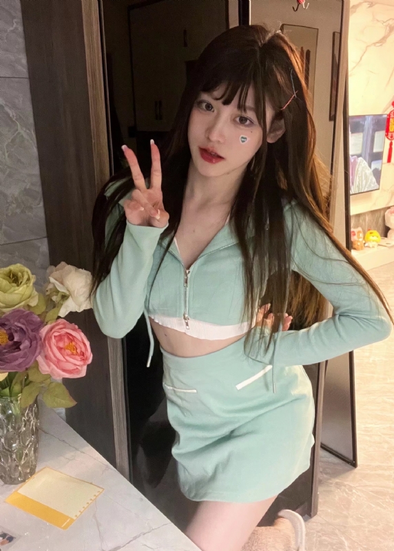 丹Dan的第一张照片--石家庄相亲服务中心