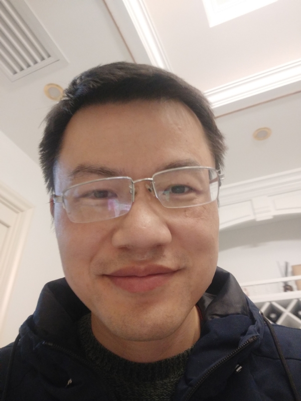 翔翔的第一张照片--石家庄相亲服务中心