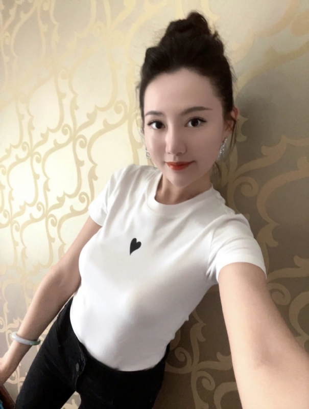 雨熙的第一张照片--石家庄相亲服务中心