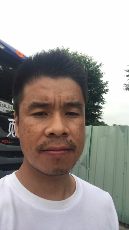 奔跑的蜗牛的第一张照片--石家庄相亲服务中心