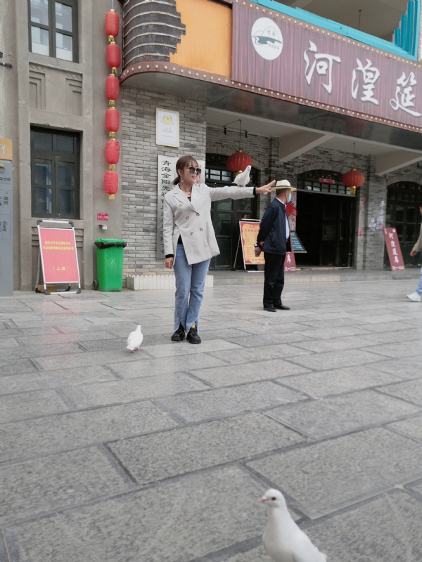 艳艳的第一张照片--石家庄相亲服务中心