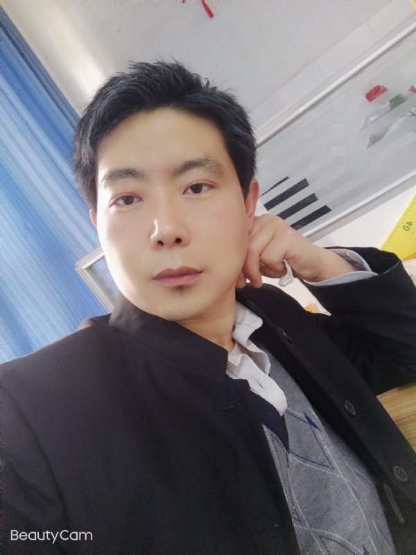 铜豌豆的第一张照片--石家庄相亲服务中心