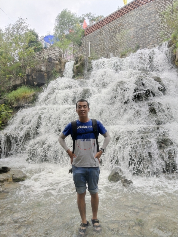 星矢的第一张照片--石家庄相亲服务中心