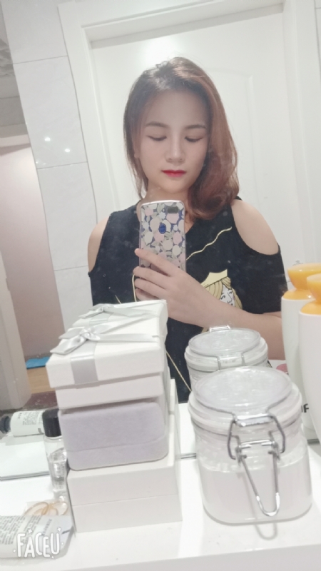 刘莲酥的第四张照片--石家庄相亲服务中心