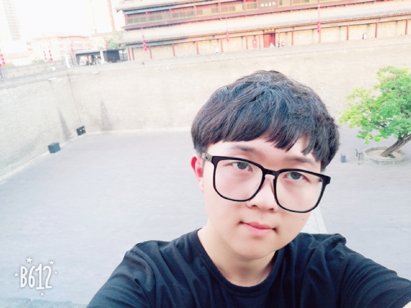 白夜行中人的第三张照片--石家庄相亲服务中心