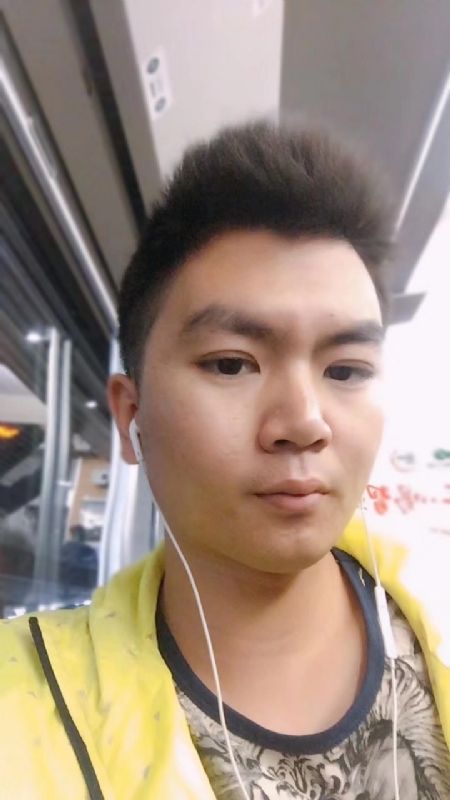 瑞泽的第一张照片--石家庄相亲服务中心