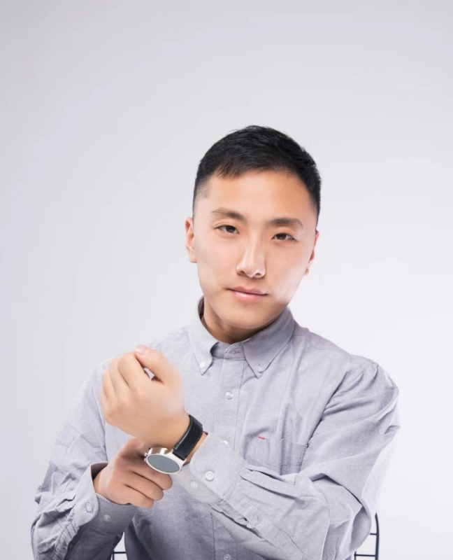 孤独的小屁猪的第一张照片--石家庄相亲服务中心