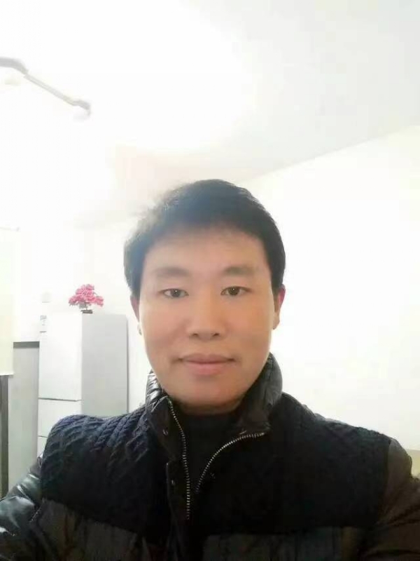 擎天柱的第一张照片--石家庄相亲服务中心