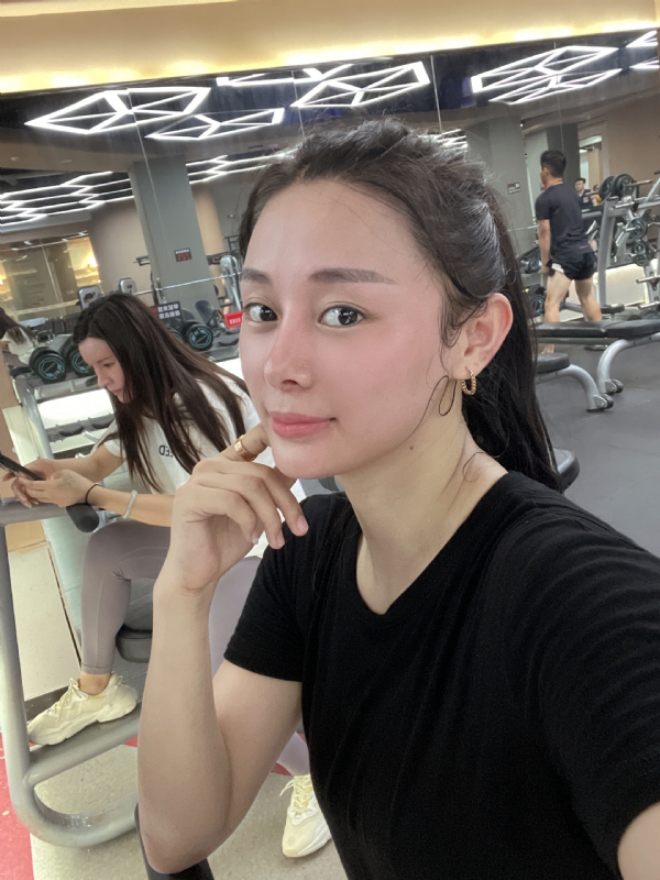 凉人心的第二张照片--石家庄相亲服务中心