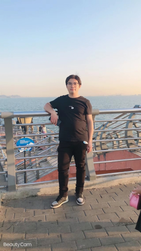 陆迅的第二张照片--石家庄相亲服务中心