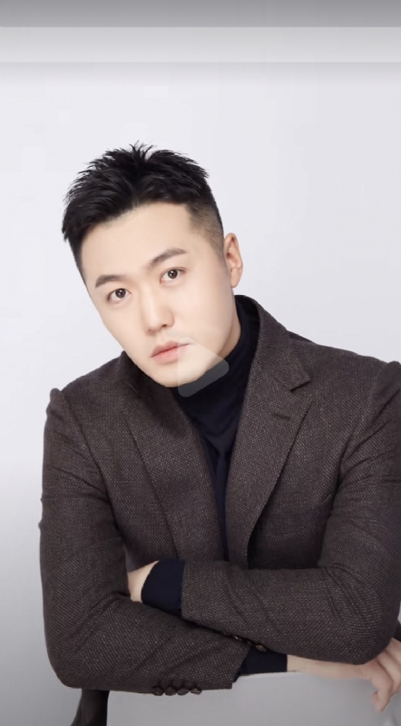 杨天枭的第三张照片--石家庄相亲服务中心