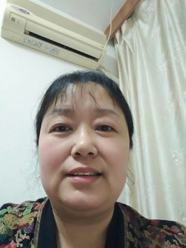 雨中漫步的第一张照片--石家庄相亲服务中心