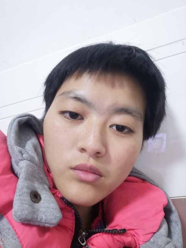 王秋艳的第一张照片--石家庄相亲服务中心