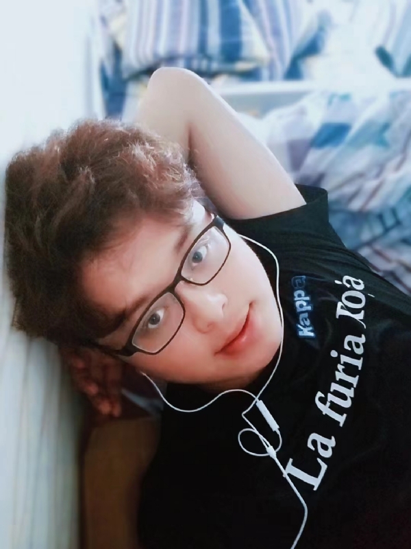 默铭芷的第一张照片--石家庄相亲服务中心