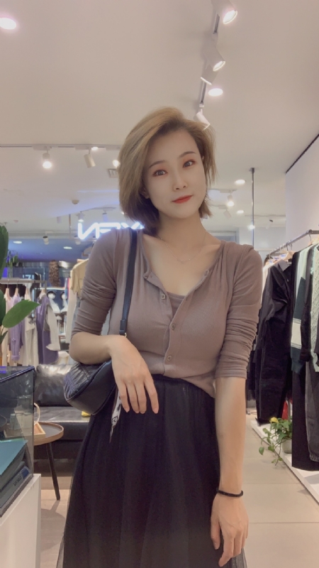 大婷子的第一张照片--石家庄相亲服务中心