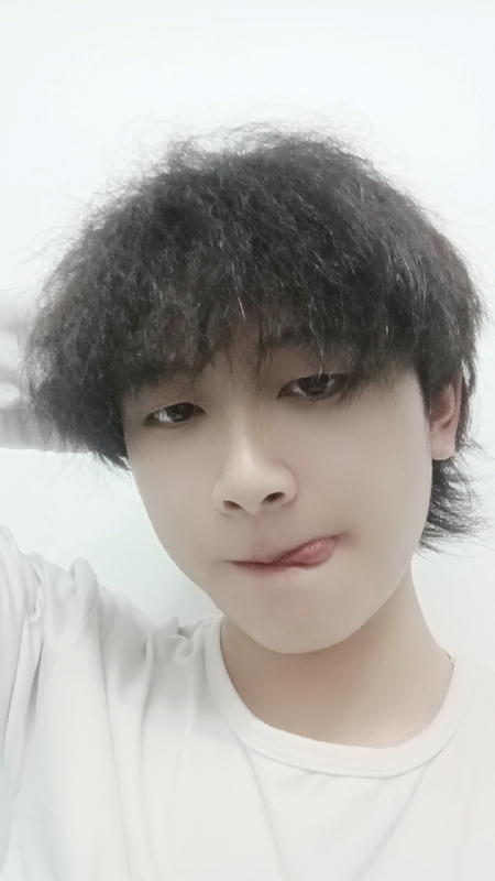 晓傑的第二张照片--石家庄相亲服务中心