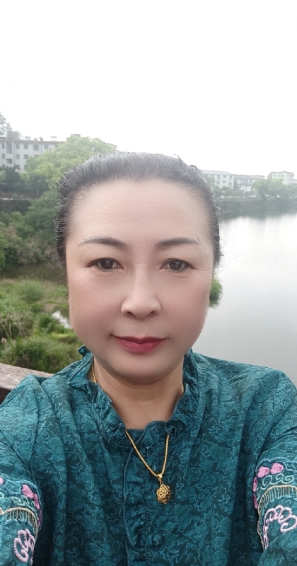 雨中情的第二张照片--石家庄相亲服务中心