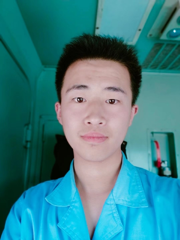 生而为人的第二张照片--石家庄相亲服务中心