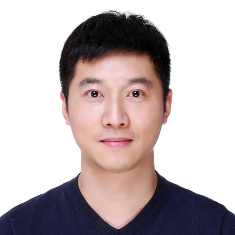 大手牵小手的第一张照片--石家庄相亲服务中心