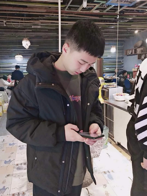 小赵的第一张照片--石家庄相亲服务中心