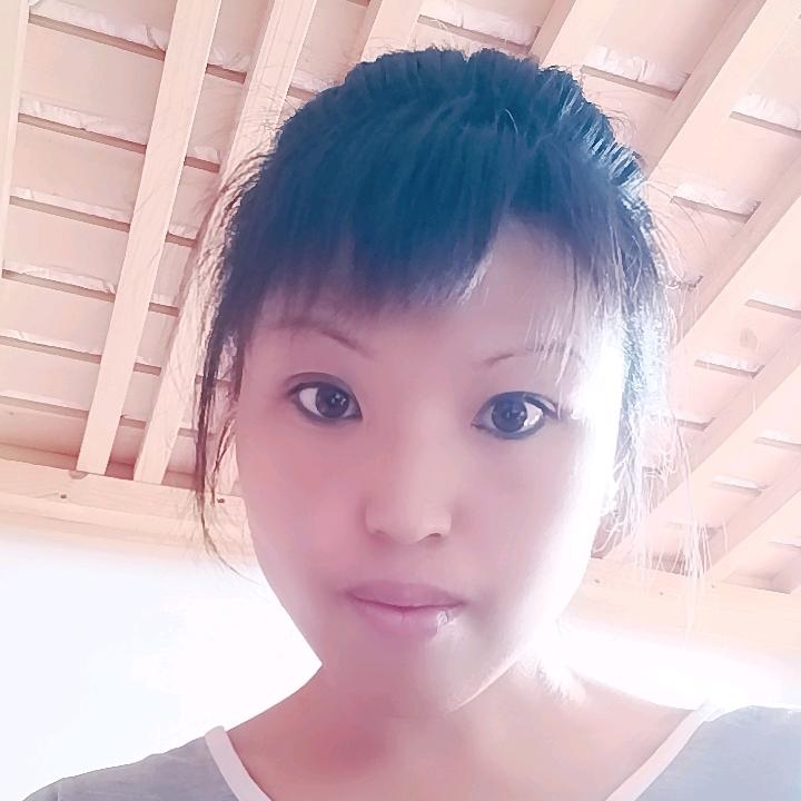 Lily的第一张照片--石家庄相亲服务中心