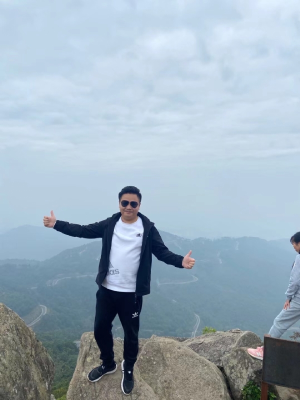 kinlee的第一张照片--石家庄相亲服务中心