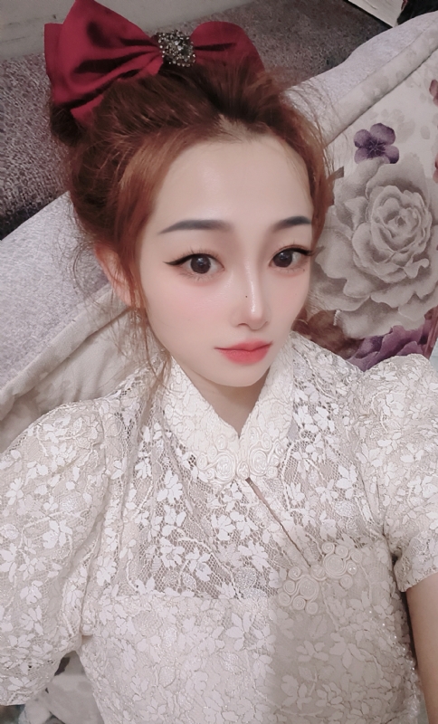 有缘千里来相会的第一张照片--石家庄相亲服务中心