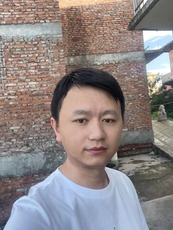 行人的第一张照片--石家庄相亲服务中心