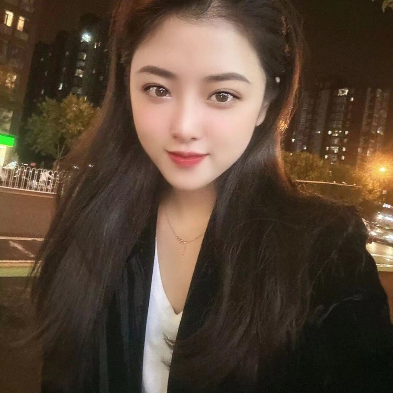 爱笑的女孩的第三张照片--石家庄相亲服务中心