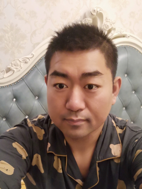 曾经的第一张照片--石家庄相亲服务中心