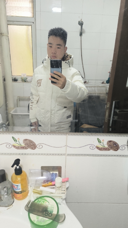 小李的第一张照片--石家庄相亲服务中心