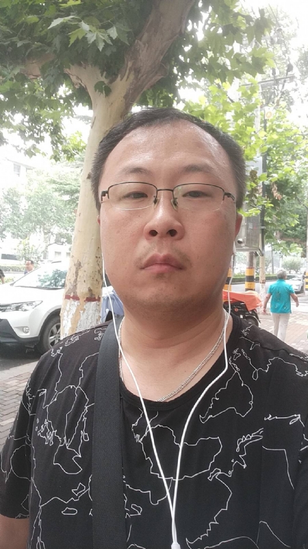 飘逸的星辰的第一张照片--石家庄相亲服务中心