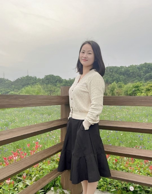 琴儿的第一张照片--石家庄相亲服务中心