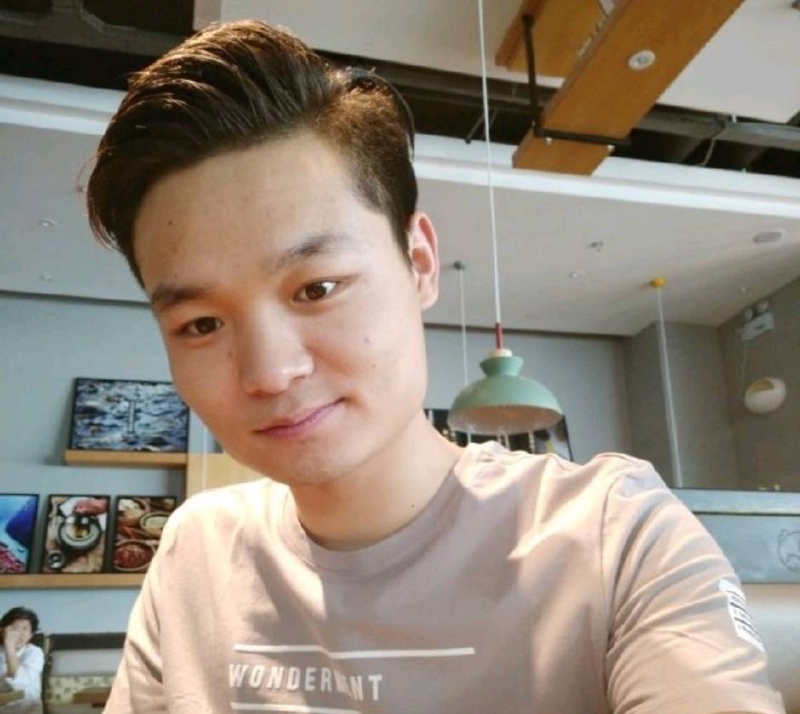 裴海洋的第一张照片--石家庄相亲服务中心