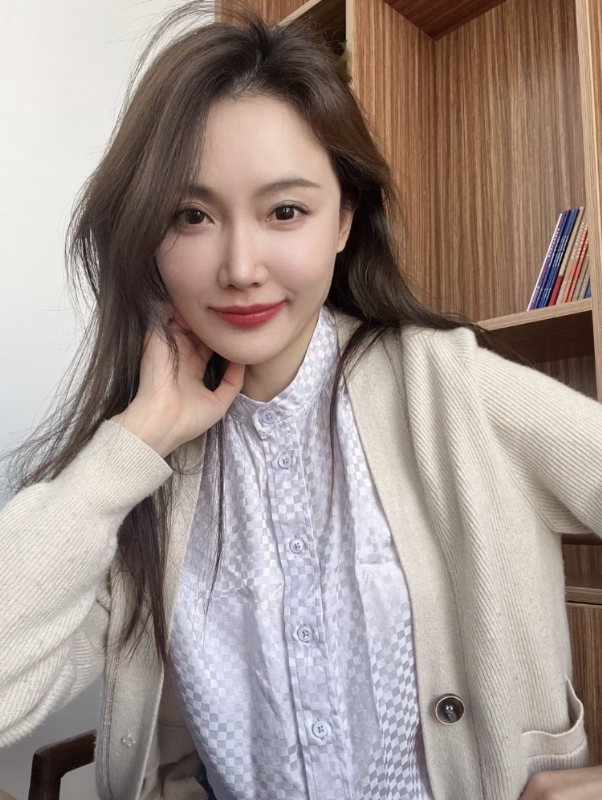 Anne林的第一张照片--石家庄相亲服务中心