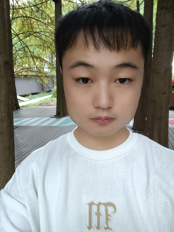 故人似的第一张照片--石家庄相亲服务中心