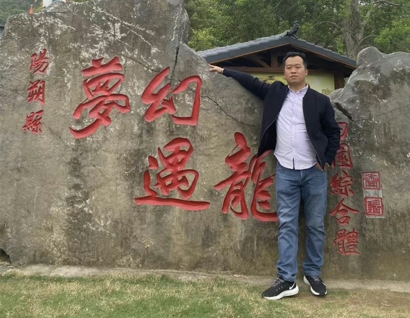 快乐每一天的第一张照片--石家庄相亲服务中心