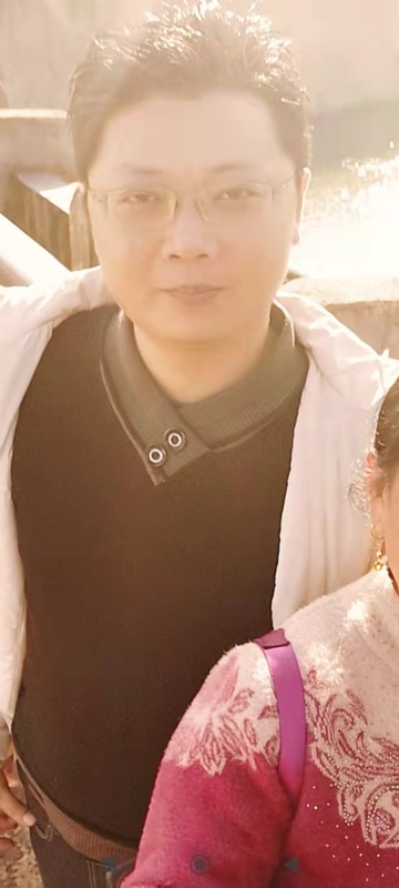 邓生的第二张照片--石家庄相亲服务中心