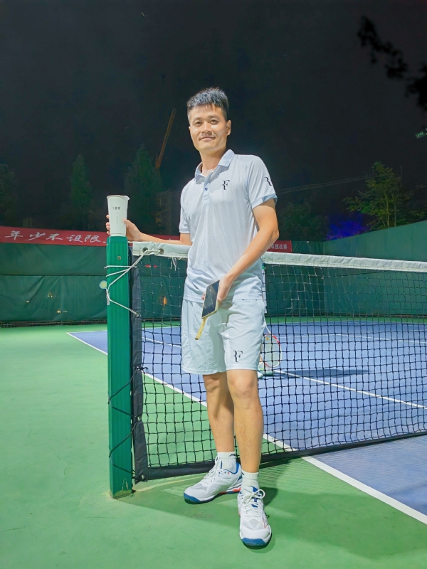 网球罗的第五张照片--石家庄相亲服务中心