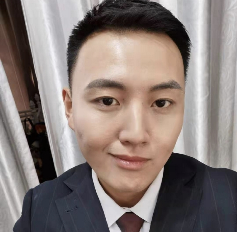 英俊潇洒的第二张照片--石家庄相亲服务中心