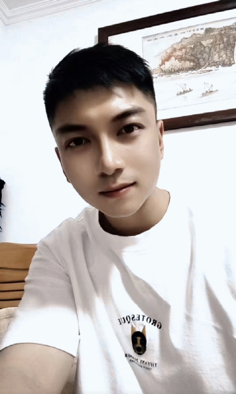 正直的火焰的第一张照片--石家庄相亲服务中心