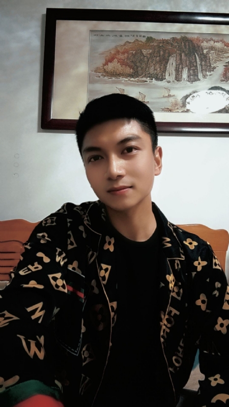 正直的火焰的第三张照片--石家庄相亲服务中心